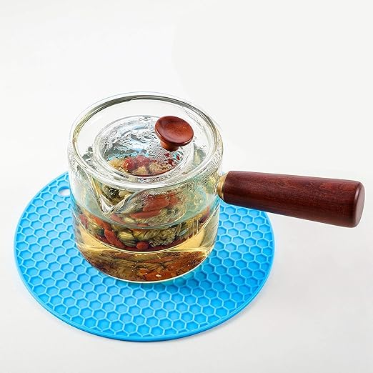 Silicone Heat Resistant Trivet Mats–Premium Food-Grade, Non-Slip, 3mm Thick Pot Holders for Hot Pans & Kitchen Use, Round, Multi-Color, Set of 4